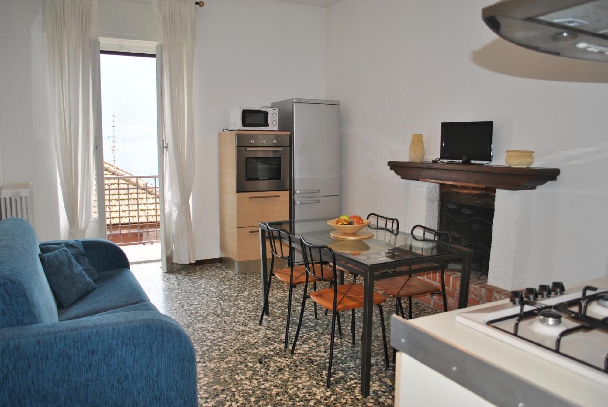 The Romantic Village House - Apartments With Lake View Colonno 外观 照片