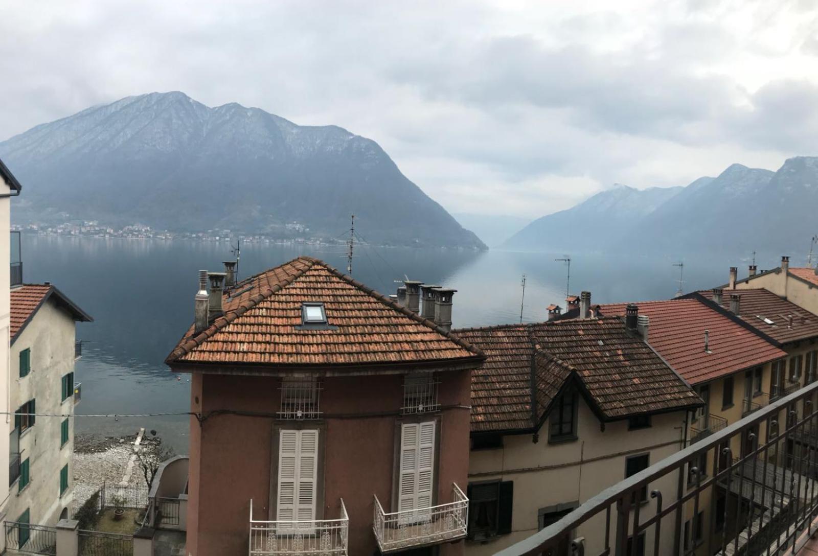 The Romantic Village House - Apartments With Lake View Colonno 外观 照片